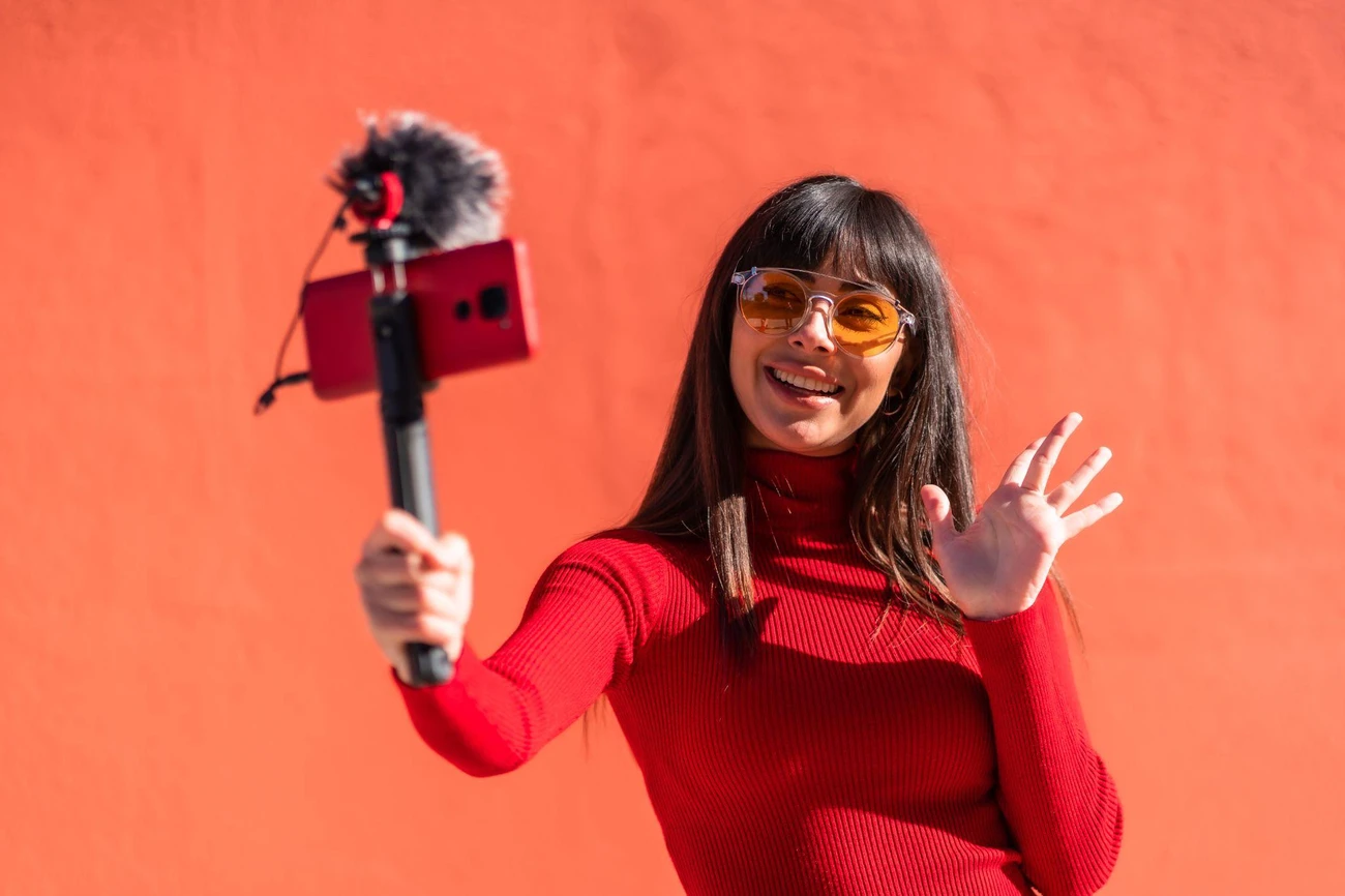 Celebrity Influencer