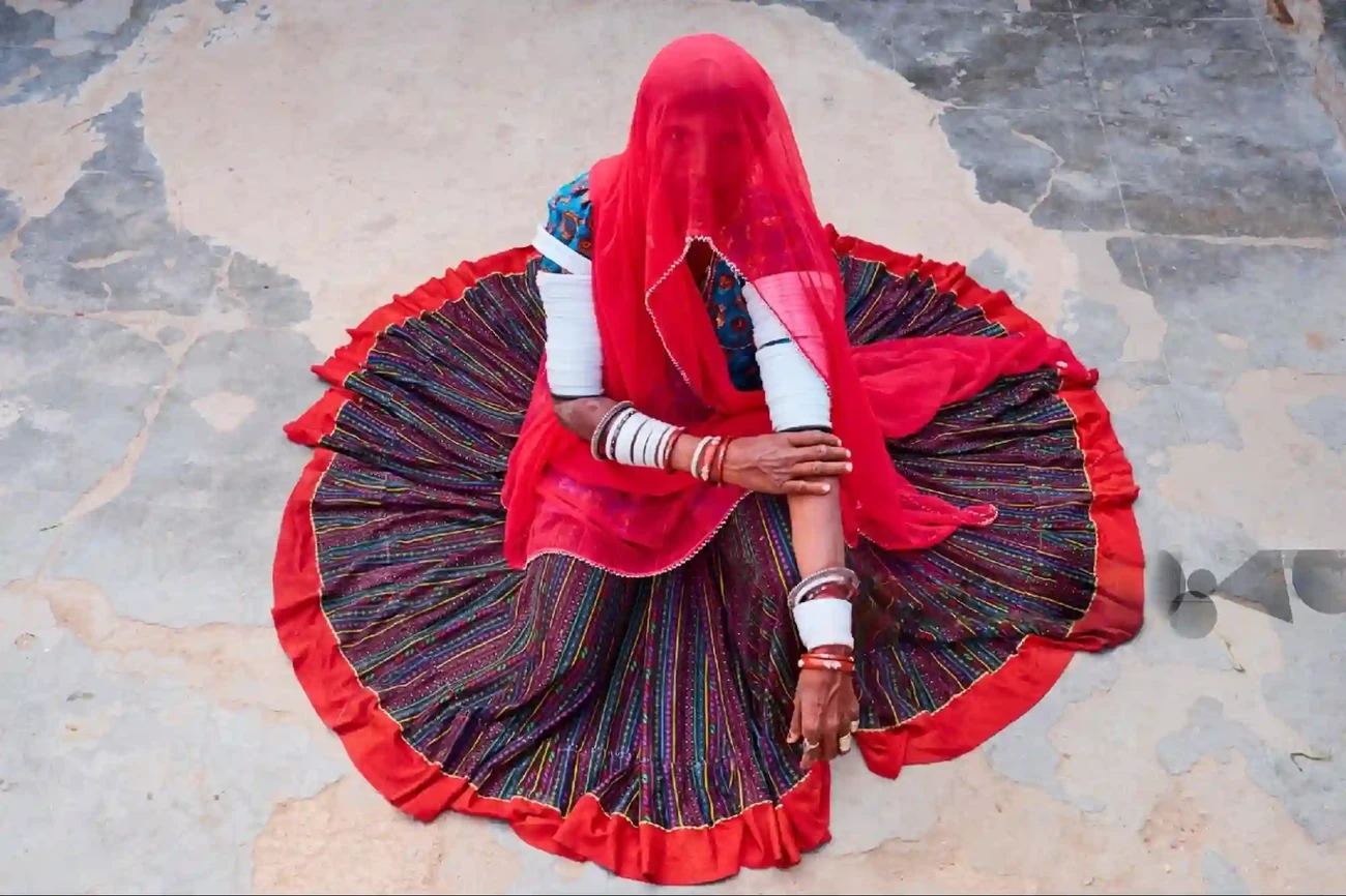 Traditional Rajasthani dress of women Traditional Rajasthani dress of women